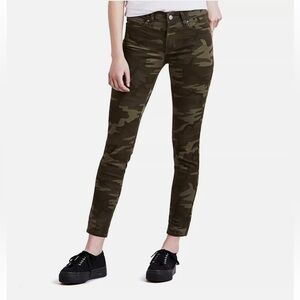Levi's Women's 711 Skinny Jeans - Camouflage
